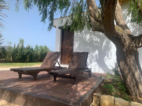 Apartamentos Villa Pirata Tarifa in เปโโร บาเลียนเต