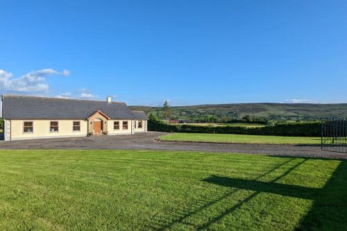 Bin Mountain Self Catering gîte à louer Magheracreggan