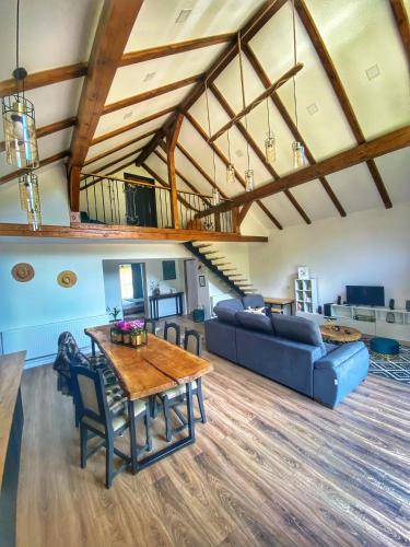 Casa Her in Almasu Mare