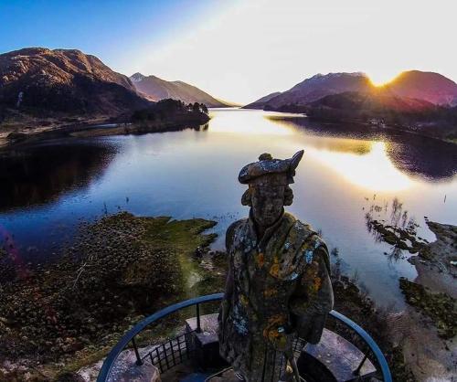 周边景点, Barra's Loft in 威廉堡