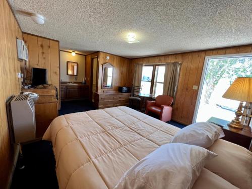 1 queen bed