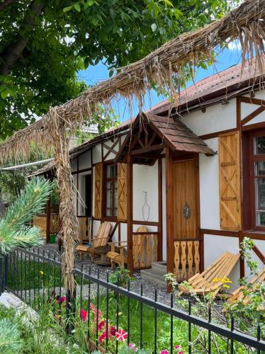 Pintu masuk, Hnameni Stepanavan Guesthouse - Hotel in Stepʼanavan