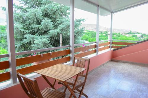 Balkons/terase, Old Bridge B&B in Jegegnadžora