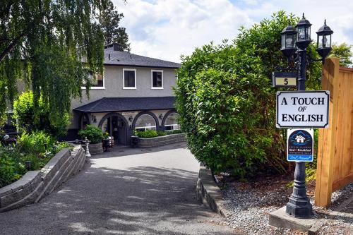 A Touch of English B&B - Accommodation - Kelowna