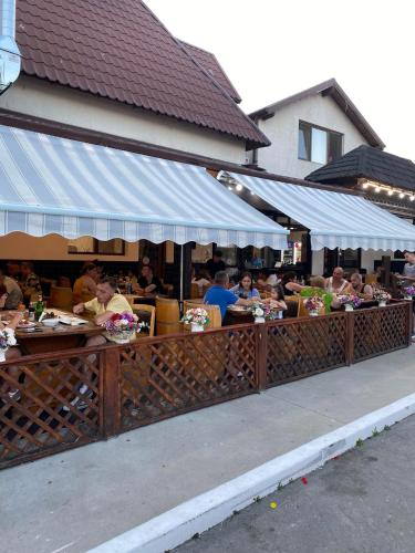 Hanu Satului in Tomis Nord