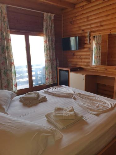 Hotel Adriatik 2 – Durres, AL