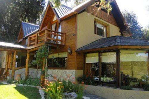 B&B Bariloche - Blackberry Home By AMA,LLao LLao - Bed and Breakfast Bariloche