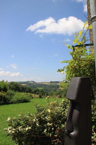 La Vieille Grange avec piscine et jardin