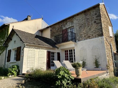 L'Oustal quatre etoiles, proche thermes gîte à louer Auzits