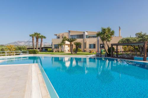 Serenity Villa with pool, Kalesa Heraklion