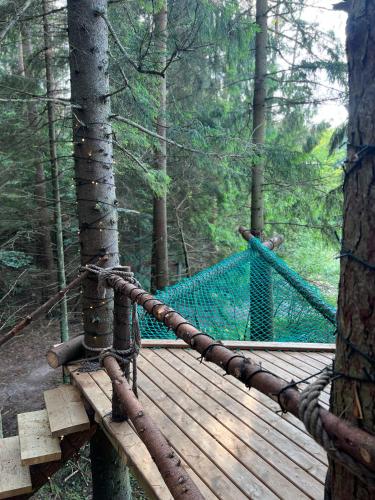 Nature calls - tree tent 2
