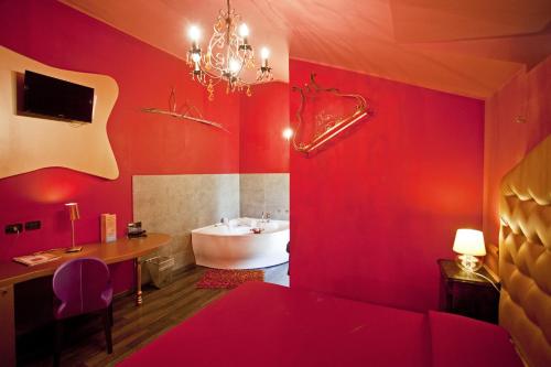 1 queen bed