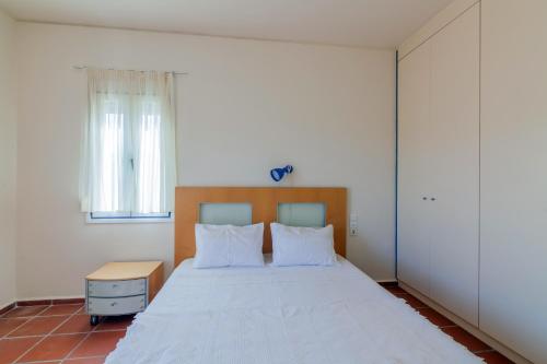 Serenity Villa with pool, Kalesa Heraklion