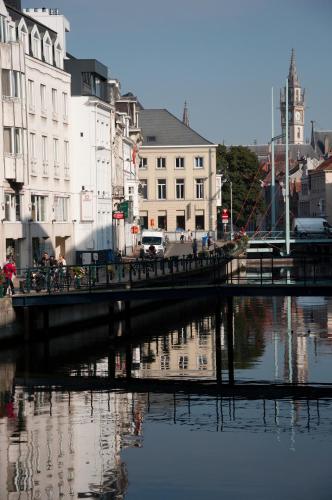 Schopenhauer – Ghent, CA