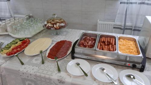 Ruoka ja Juomat, Hortobagyi Kemences Vendeghaz in Hortobágy