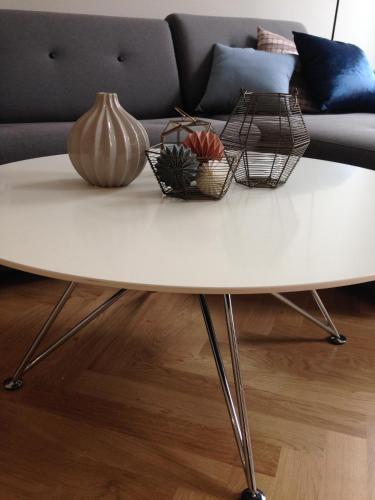 Pink Grapefruit City Condo - image 8