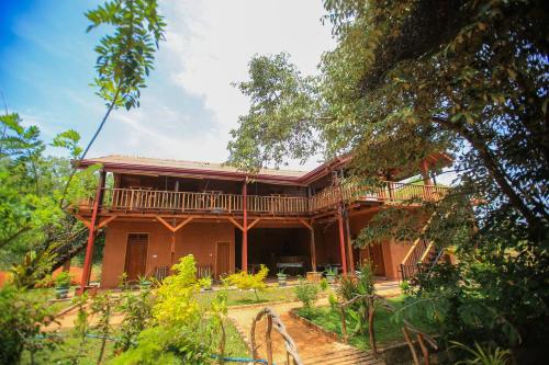 Jungle Hut Resort Sigiriya