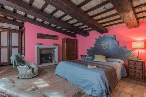 Guestroom, Villa Cavalli 10 in Colbordolo