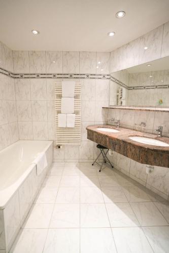 Hotel Bären - image 14