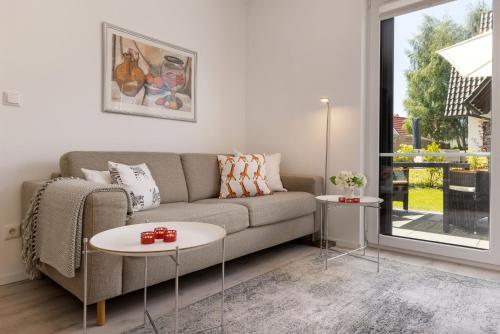 One-Bedroom Apartment image 3
