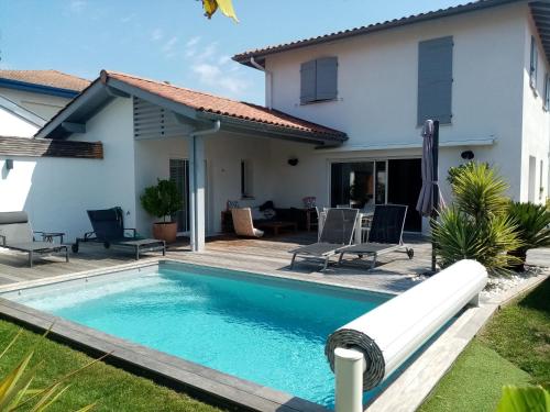 Maison anglet avec piscine