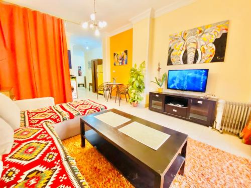 2 bedrooms, 4 beds