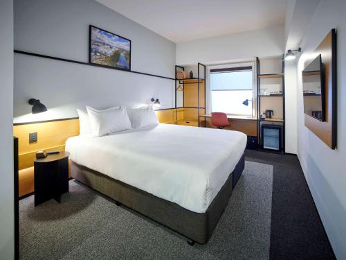 Standard Queen or Twin Room