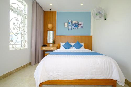 Blue Sea Hotel Quy Nhơn - 02 Trần Độc