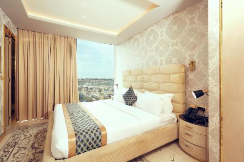 Number One Oxford Street Hotel & Suites photo 4