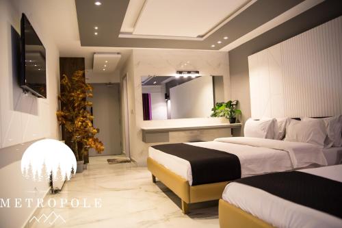 Metropole Hotel