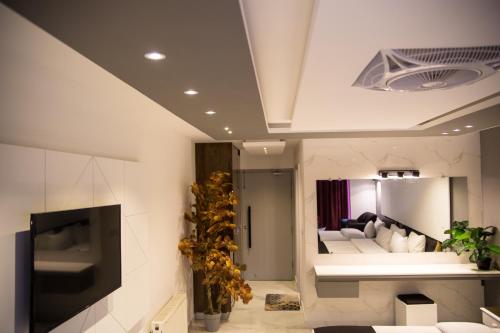 Metropole Hotel, Murree (photo 7)