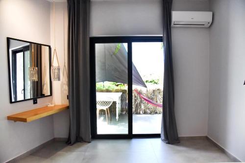 Galini Studios & Apartments-Adults only in Anatoliko Selino