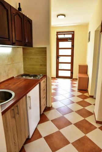 Apartment image 10