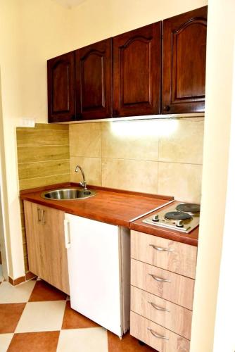 Apartment image 4