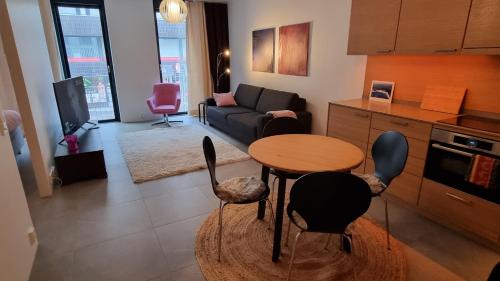 Uusi, avara, saunallinen keskustakaksio - Apartment - Tampere