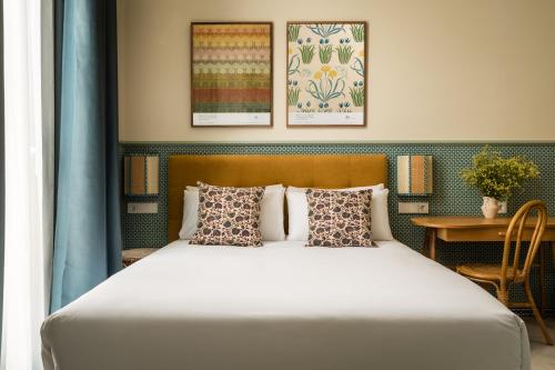 BYPILLOW Abril Room Type - Superior Double Room with Terrace