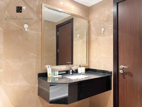 Mira Holiday Homes - Newly furnished studio in Downtown, Dubai (Foto 5)