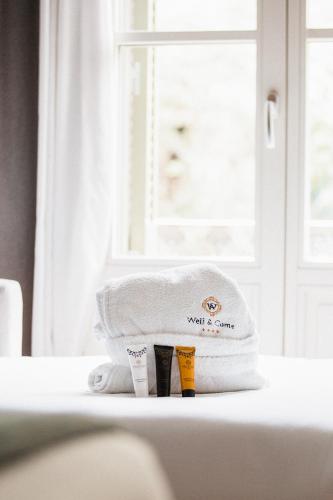 373286843 Hotel Well and Come Barcelona