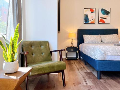 Stay at Luna on Ridge Ave in Philadelphia, USA