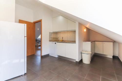 Vita Portucale ! Concept Apartment Campo Ourique 3