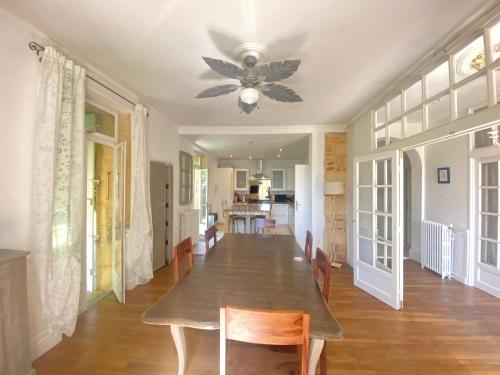 Résidence Les Trois Jardins avec WIFI et Parking gratuit Résidence Les Trois Jardins avec WIFI et Parking gratuit