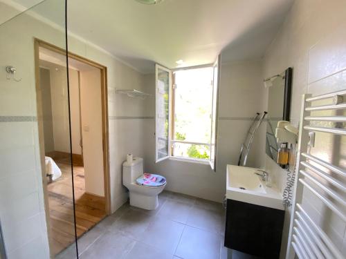 Résidence Les Trois Jardins avec WIFI et Parking gratuit Résidence Les Trois Jardins avec WIFI et Parking gratuit