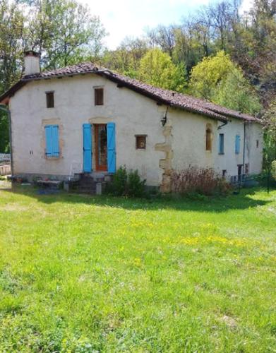 Maison de 4 chambres avec jardin amenage et wifi a Bagnac sur Cele