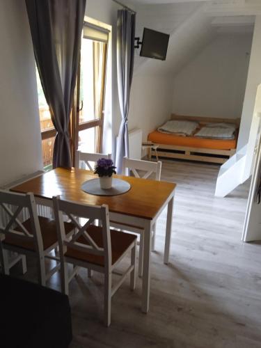Apartment - Split Level image 4