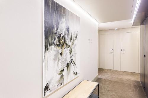 373307126 Hotel Well and Come Barcelona