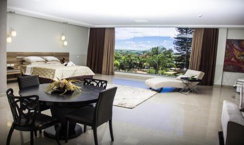 Hotel Baeza in โกยาตูบา