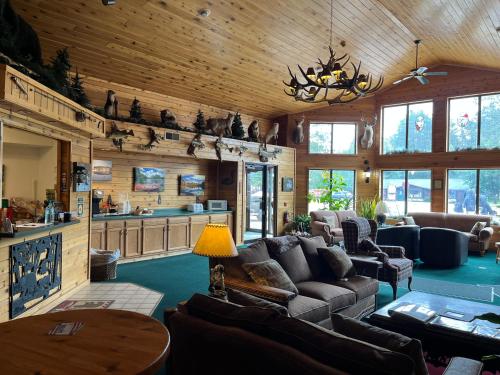 Boulder Bear Motor Lodge in Boulder Junction, USA