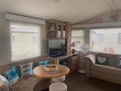 Heacham Golden Sunset Caravan Pets go Free