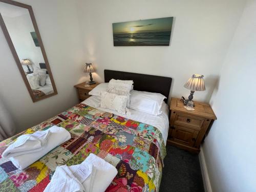 Anchor Hotel - image 11
