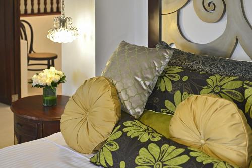 Hotel Dorado Plaza Calle del Arsenal Hotel Boutique Casa Del Arsenal is perfectly located for both business and leisure guests in Cartagena. Featuring a complete list of amenities, guests will find their stay at the property a comfortabl